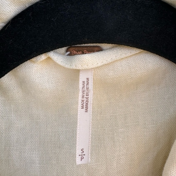 Free People Ivory/Cream Linen Blend Belted Blazer Jacket Flared Sleeves Sz S - Picture 8 of 12